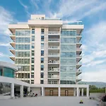 Apartment Ambient Tre Canne